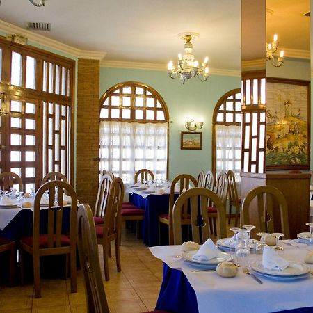 Hotel Perales Talavera de la Reina Eksteriør billede