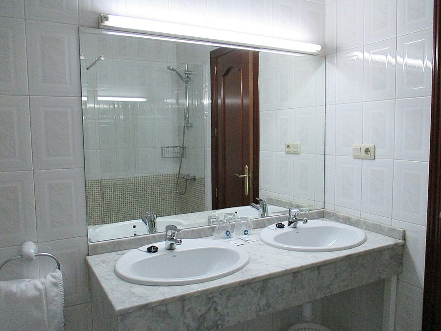 Hotel Perales Talavera de la Reina Eksteriør billede