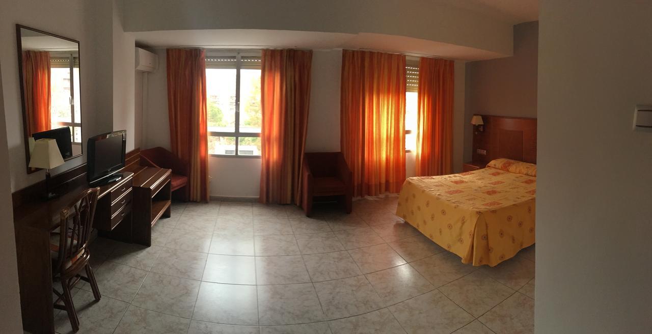Hotel Perales Talavera de la Reina Eksteriør billede