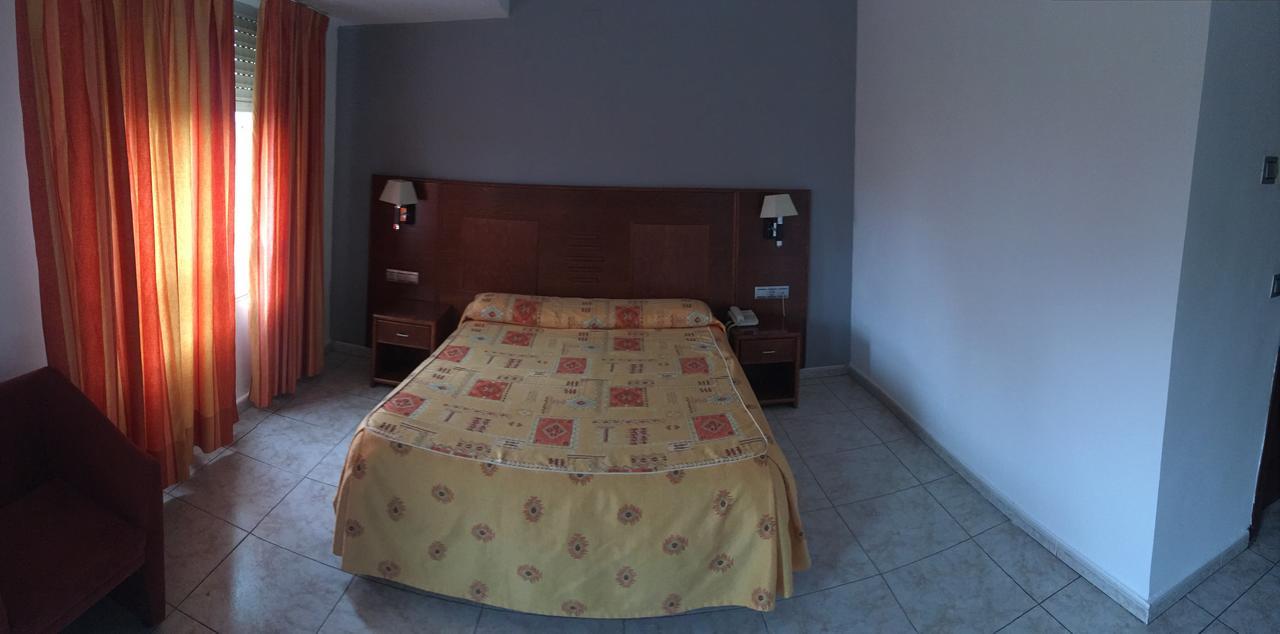 Hotel Perales Talavera de la Reina Eksteriør billede
