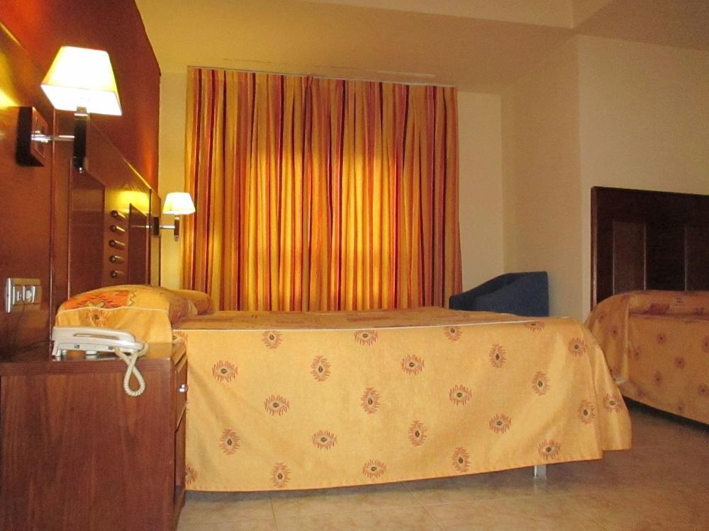 Hotel Perales Talavera de la Reina Eksteriør billede