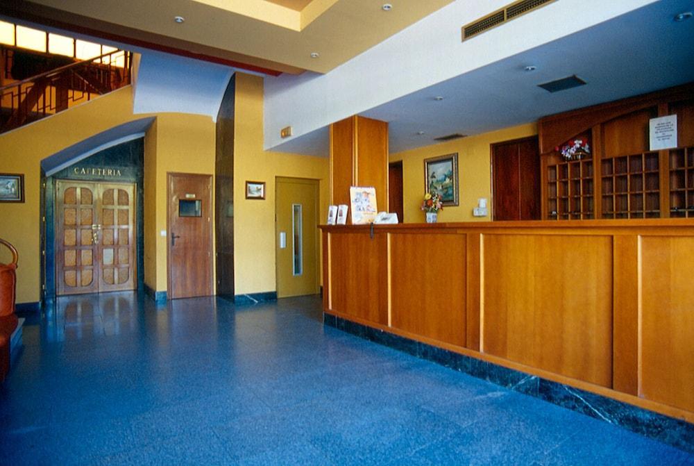 Hotel Perales Talavera de la Reina Eksteriør billede